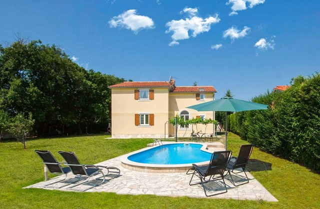 200 m² House ∙ 3 bedrooms ∙ 6 guests