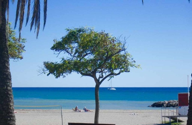 200m from the beach, lovely terrace, quiet, family-friendly location