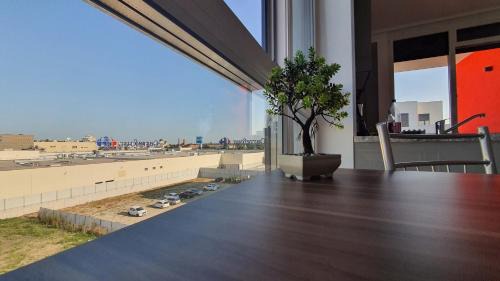 2023 ChrysFlatty4 City View Condo Ared-Atrium Mall