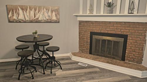 2207 Stuart Street Unit B