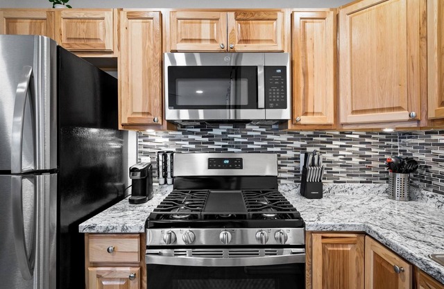 23 Chelsea Place 1 Bedroom Condo by RedAwning