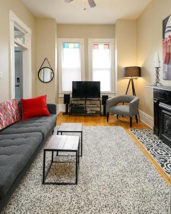 2360 Glenarm Place