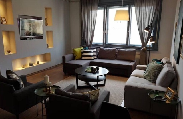 27 Shades of Green (146sq.m Central 4 Room 3 Bath)