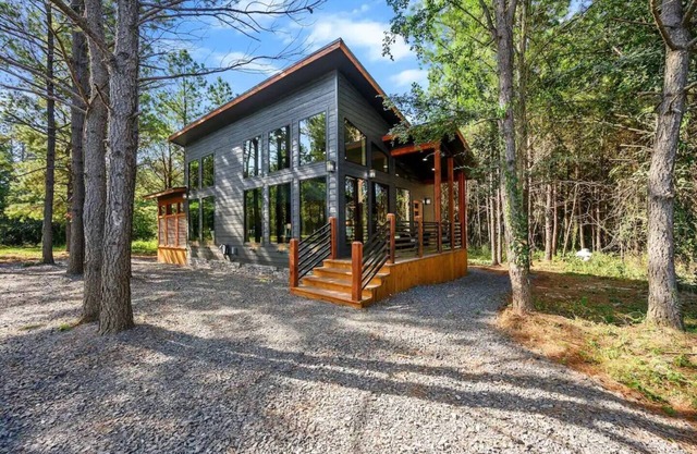 282 Timbuktu Luxury Romantic Cabin Getaway