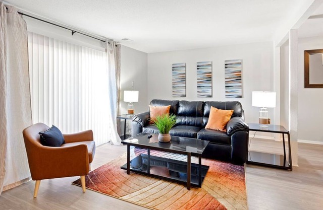 2B/1B Home Near Old Westport Premier Downtown Area