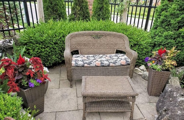 2bd McArthur · Executive 2br home w/ office space