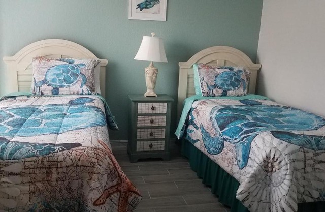 2BR/1BA Sienna Park, Sarasota Fl