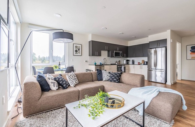 2BR | Balcony, Views, Gym | Bellevue | Sophari B
