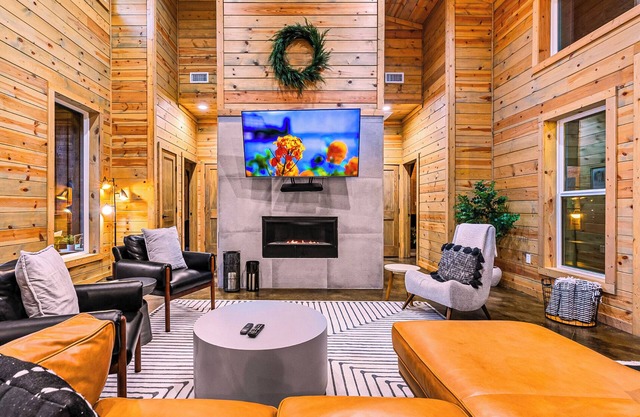 2BR Cozy Getaway | Firepit, Hot Tub & Luxe Design