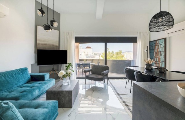 2BR Pefki Maisonette