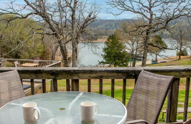 2BR Waterfront Cabin w/Pool + Swim & Boat dock