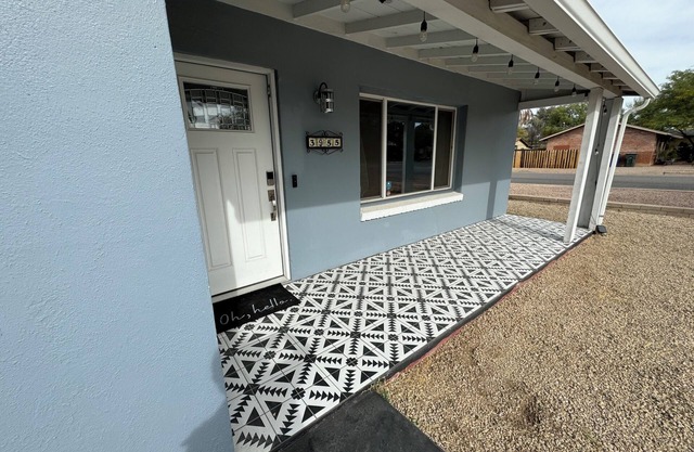 2nd St Gem! Fully remodeled inside and out!