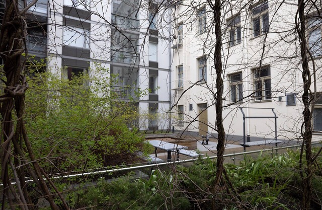2ndhomes Central 1BR Apartment w Balcony