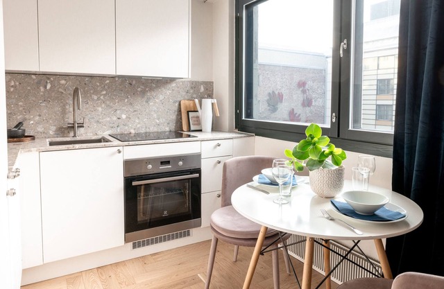 2ndhomes High-quality Studio w Balcony