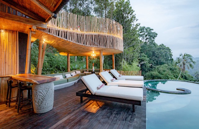 3 Bdr - The Dream Cliffside Bamboo Villa By Avana