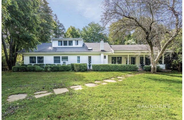 3 bed 2 bath Upstairs of house is not for rent