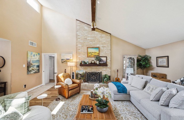 3-bedroom 2 bath house in Clear Lake