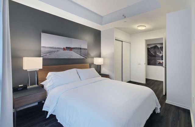 3 Bedroom/2 Bathroom Suite