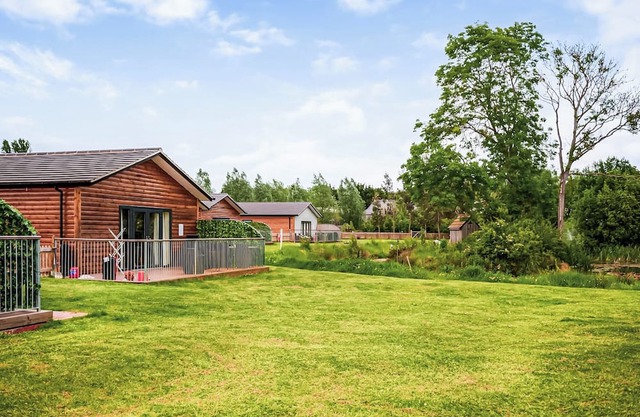 3 bedroom accommodation in Flaxton