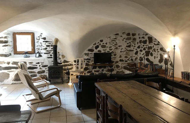 3 bedroom apartment in Vallouise in an old stable