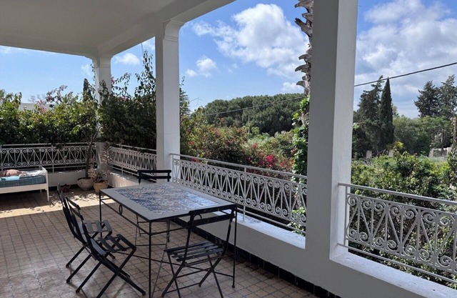 3-bedroom apartment in phenomenal Carthage with WiFi, AC