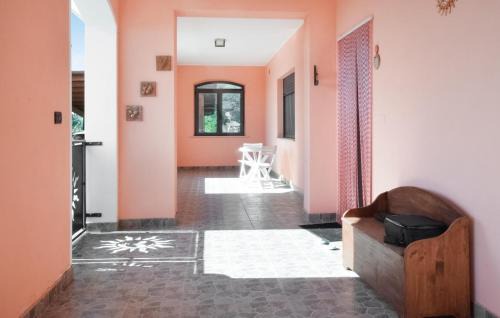 3 Bedroom Awesome Home In Villa Celiera