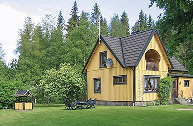 3 bedroom awesome home in älmhult