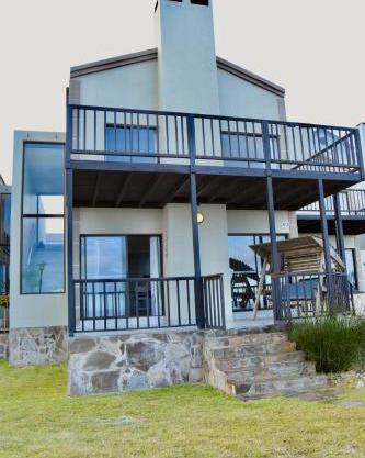 3-bedroom beach house