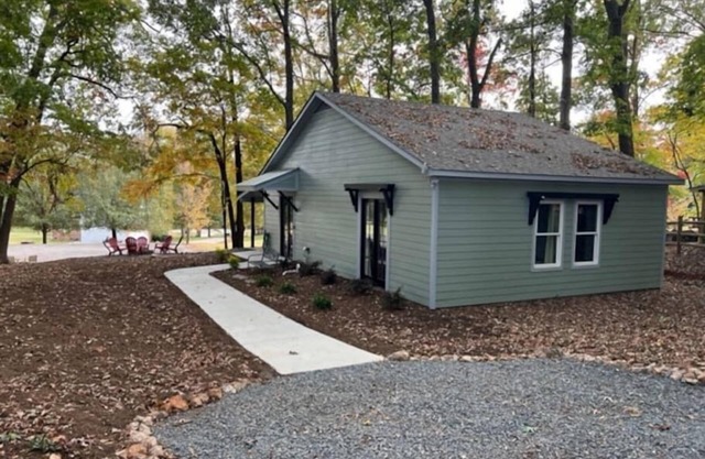 3 Bedroom Cottage with feel of being in nature.
