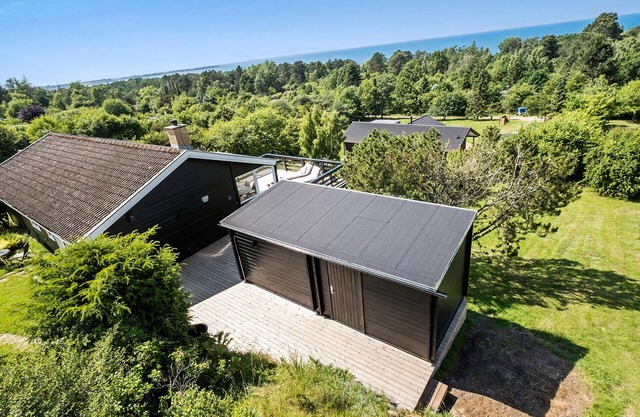 3 bedroom cozy home in Fårevejle