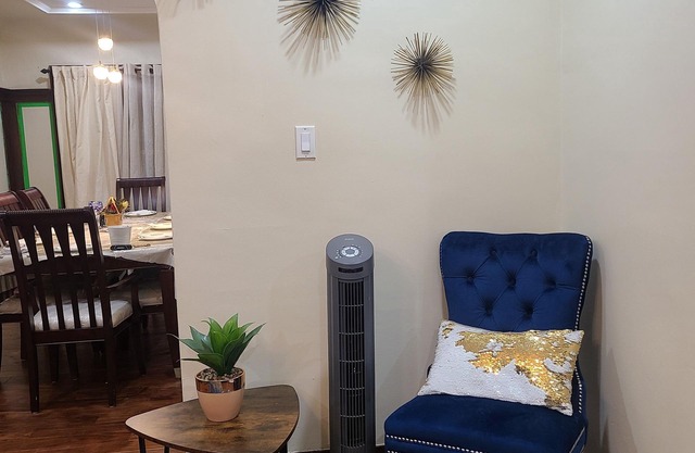 3 Bedroom Detached house in Toronto (Danforth area)