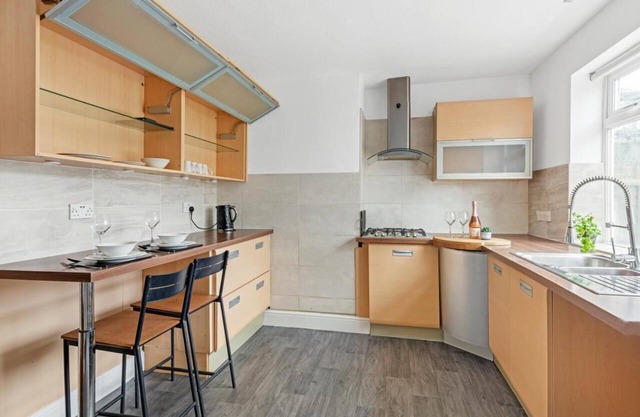 3-bedroom house in Felstead Road
