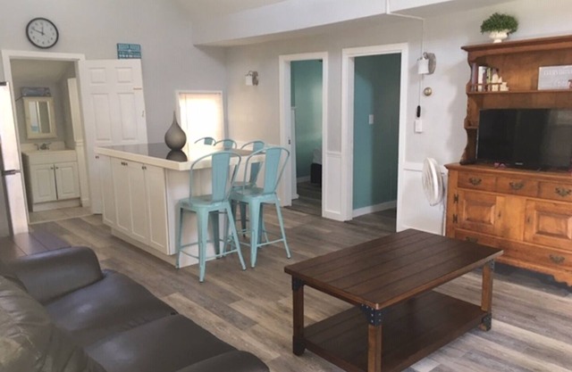 3 Bedroom House . Wonderful Front Porch - Great Location!