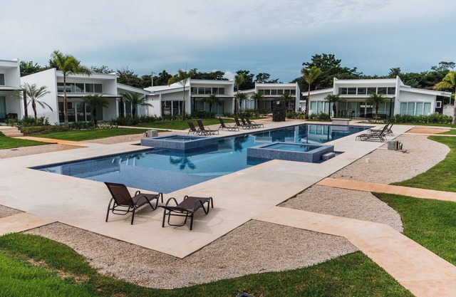 3-bedroom newly-built house in fabulous Playa Avellanas with AC, WiFi, Pool