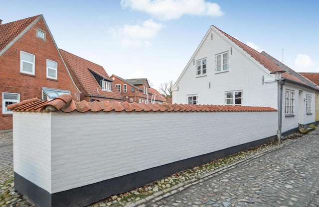 3 Bedroom Stunning Home In Tønder