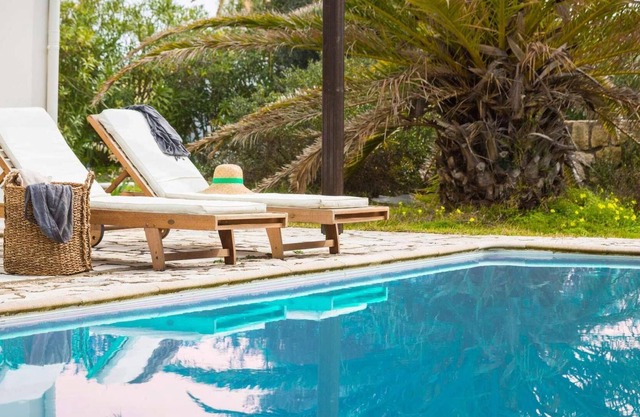 3 bedroom villa close to the beach