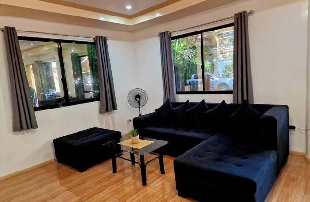 3 Bedrooms 2 storey House!
