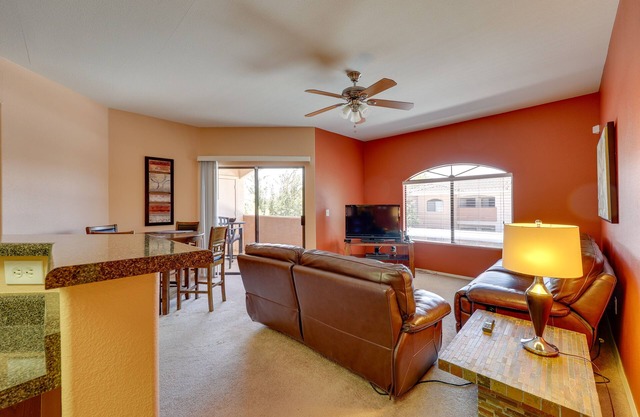 3 Mi to Westgate District: Condo w/Pool Access