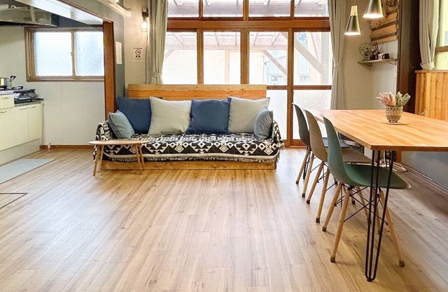 3 min walk from JR Noboribetsu st Wwood deck 4min walk to convince store/Noboribetsu Hokkaidō