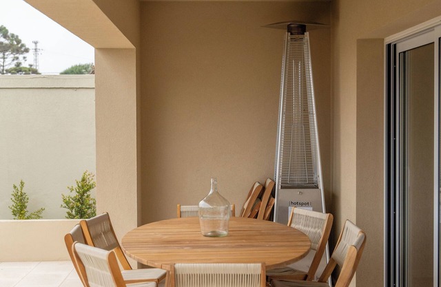 3 Olives House - house with 4 suites and heated pool