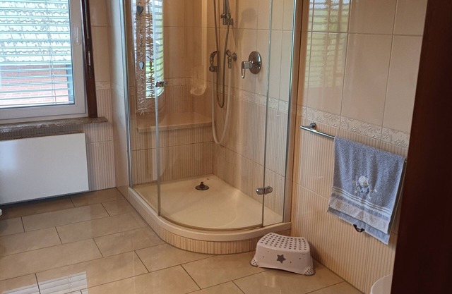 3 rooms 1st floor 100sqm conservatory roof terrace super bathroom