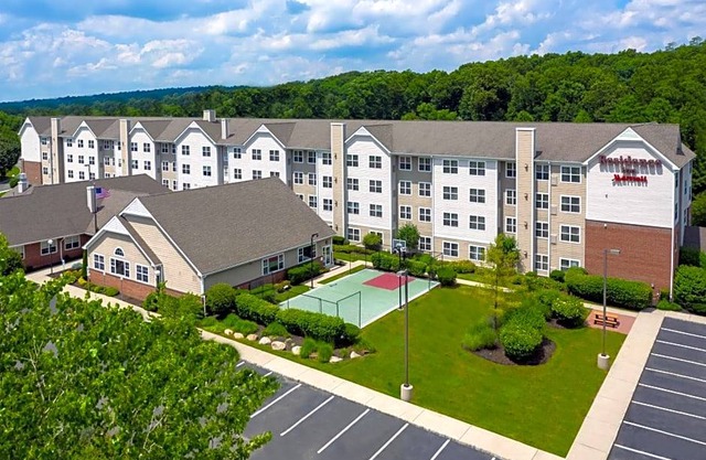 3-Star Hotel ∙ Residence Inn Wayne