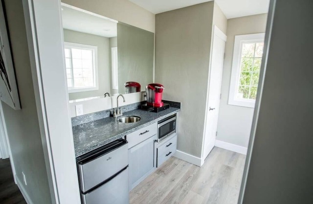 3 units of 5 bedrooms, 4 bathrooms, murphy bed, sofa sleeper, pool & hot tub.