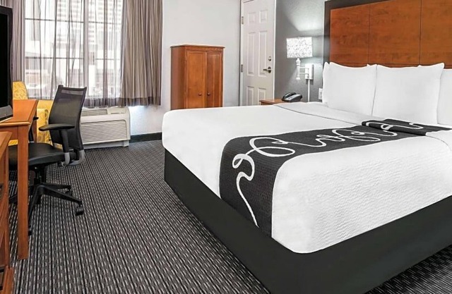 3 x King Bed ADA at La Quinta Inn by Wyndham San Antonio Downtown