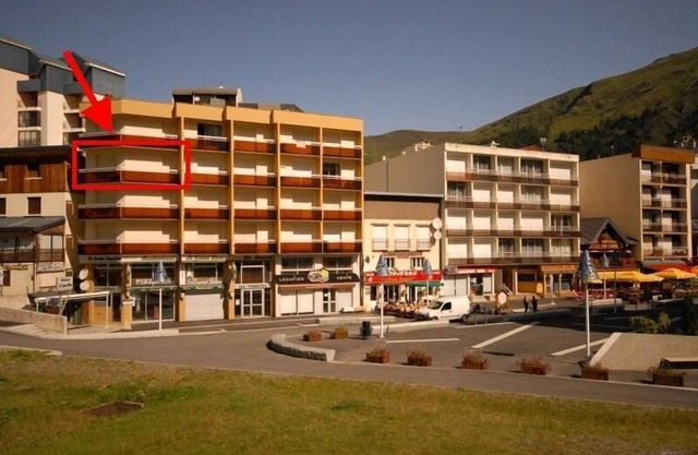 30m from ski slopes, 1st floor, view ski slopes, tv, 40m², Gourette