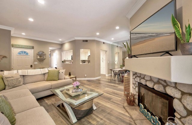 31+ Night Stay Condo | 24-7 Security | Pool | Cozy