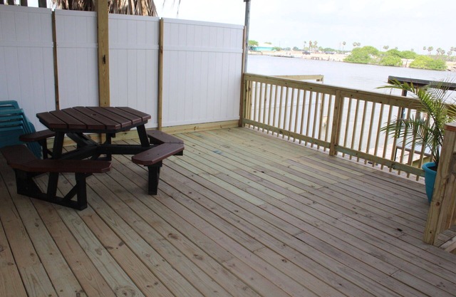 313 S. Harbor 6 - Everything Brand New! Great Views & On the Water!