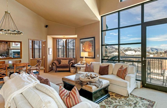 330 Chapel Square condo