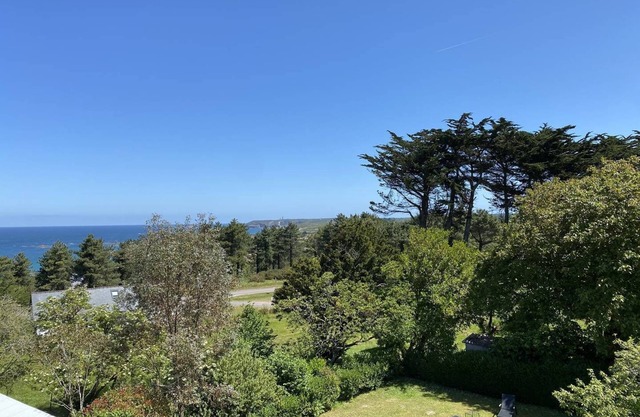 353 - Bright T2 with breathtaking views of Cap Fréhel and Anse du Croc.