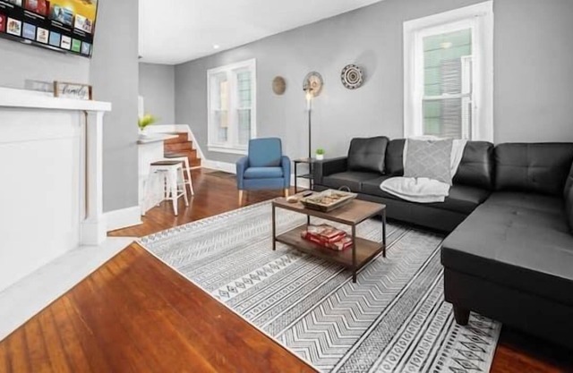 363 E Gates - GV -- CHARMING 2BR IN GERMAN VILLAGE W/ FREE PARKI